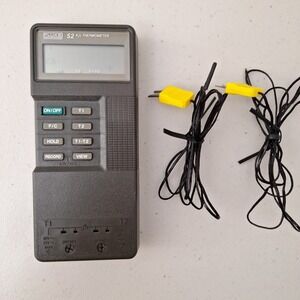 Fluke 52 K/J Thermometer Unit Hand Held T1 T2 w/ 2 Probes 9V Battery Tested